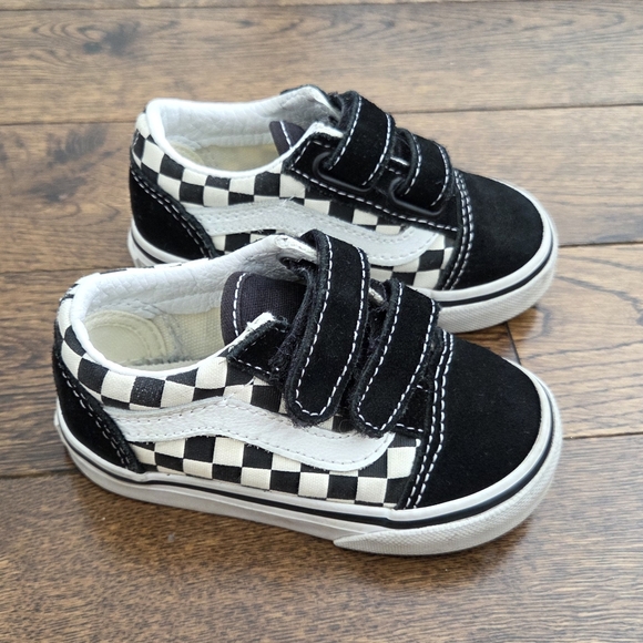 Vans Old Skool V Checkerboard Shoe Toddlers Size 5 - Picture 1 of 6